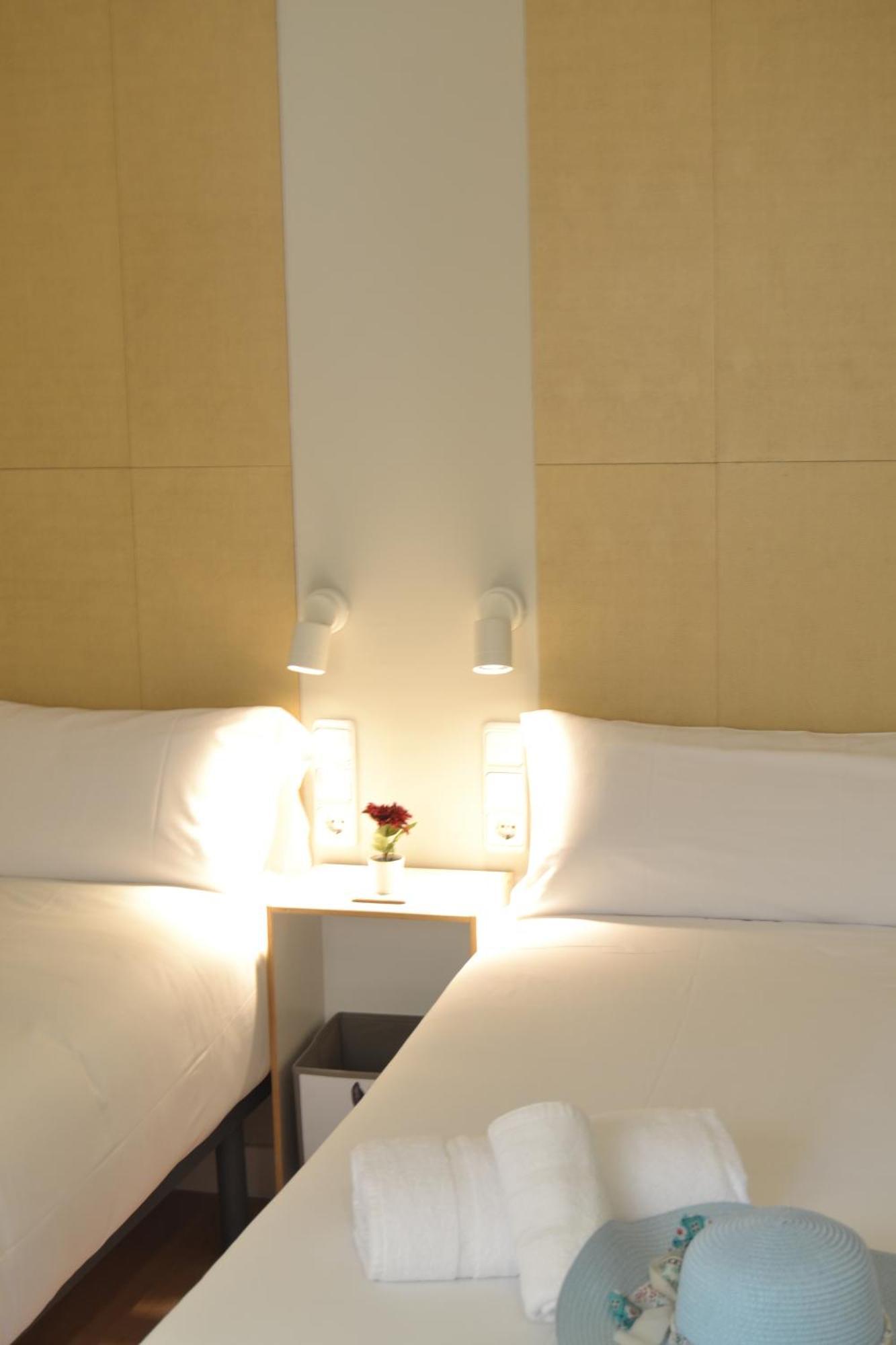 Homelikes Madrid Bagian luar foto