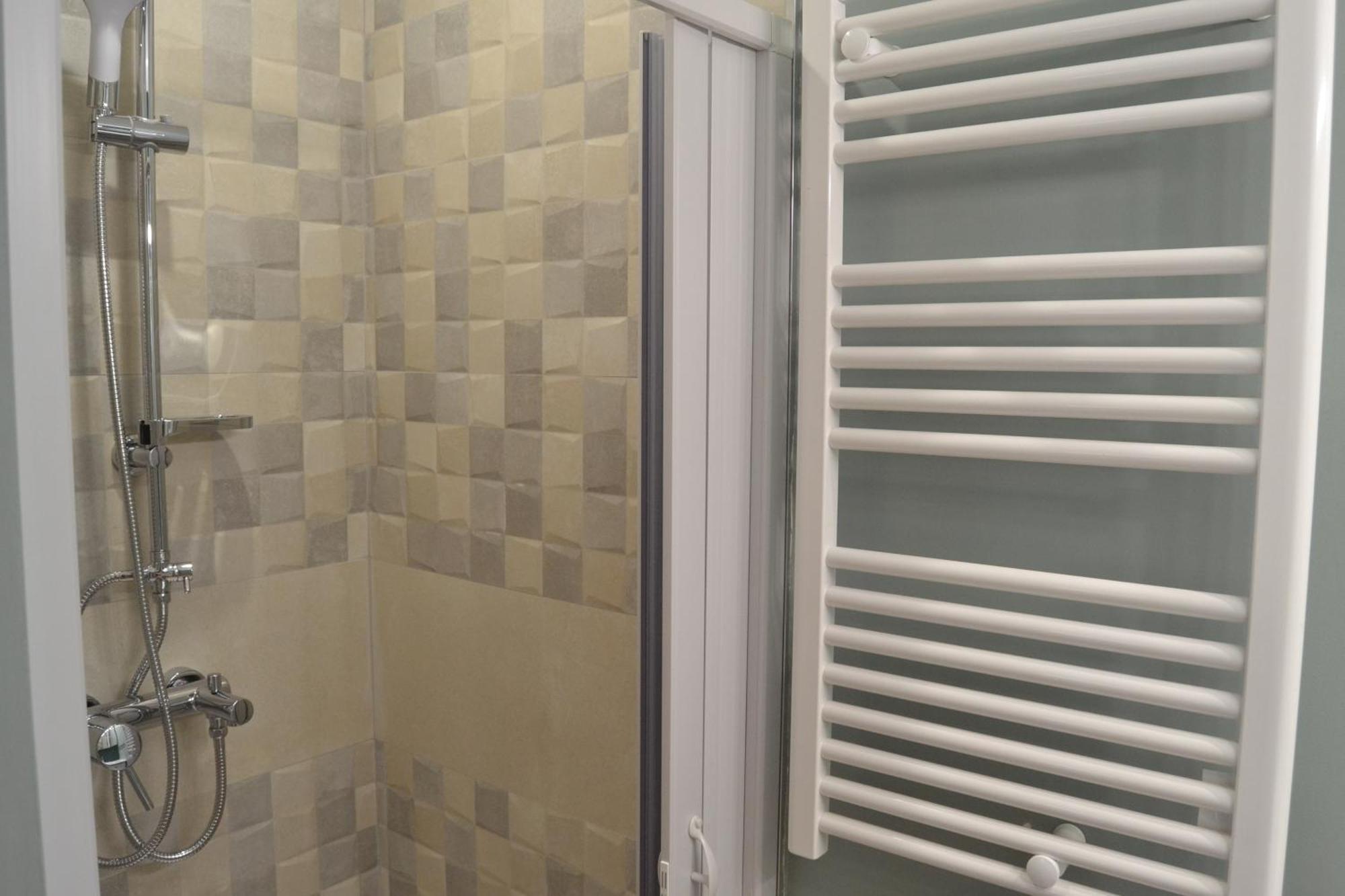 Homelikes Madrid Bagian luar foto